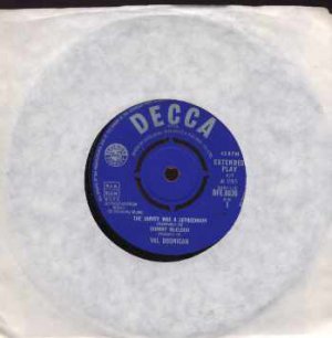 Val Doonican - The Jarvey Was A Leprechaun - UK 7" Single - DFE6336 ex/ex