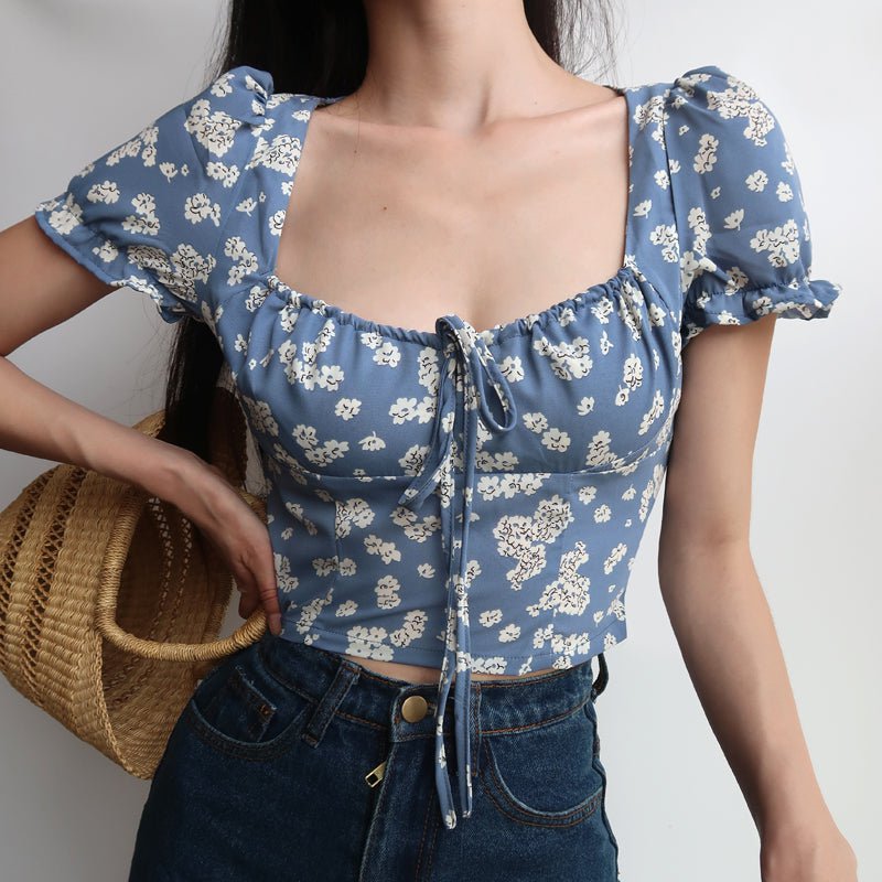 Women Square Neck Puff Sleeved Crop Top