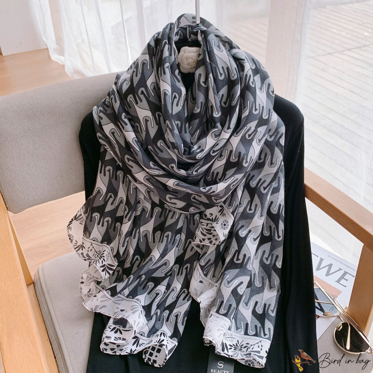 Winter new cotton and linen long scarf female warm beach towel classic print scarf scarf