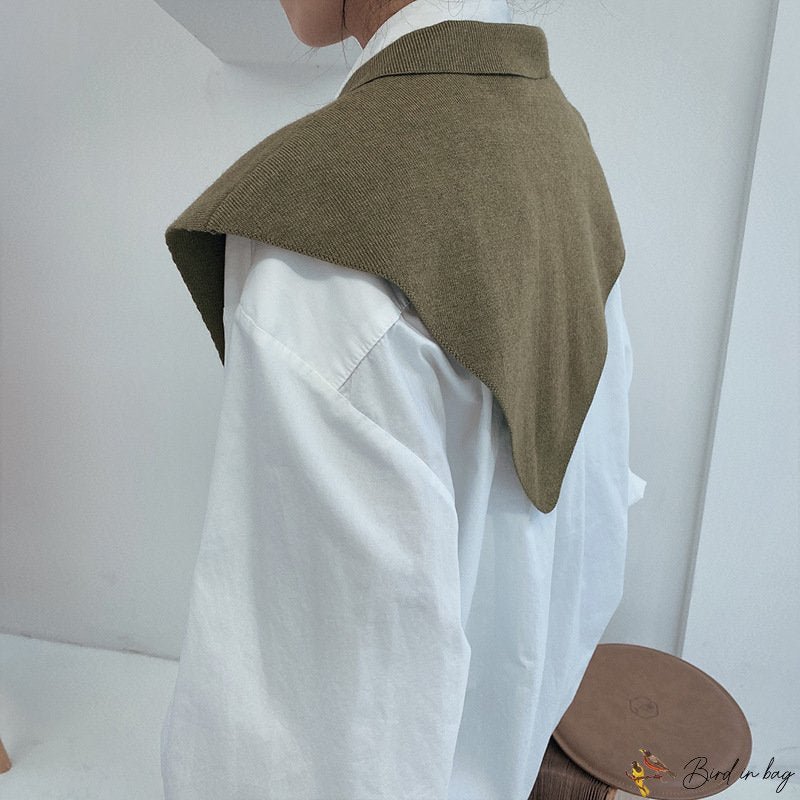 Autumn and winter fashion isn wind literary female knitting triangle small shawl fake collar scarf
