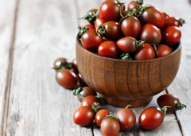 Black Pearl Tomato Juicy Vegetable  Fresh Tomatoe 50+ seeds