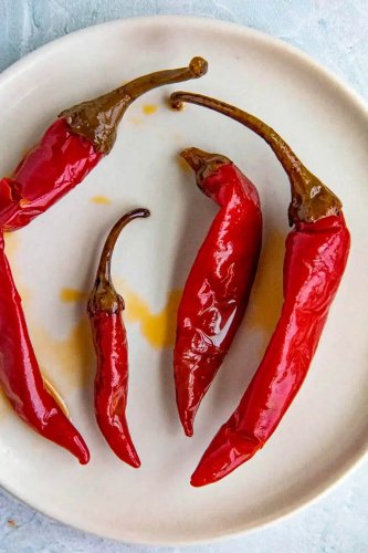 Calabrian Chili Peppers Easy To Grow Vegetable Garden Edible Food 25 seeds