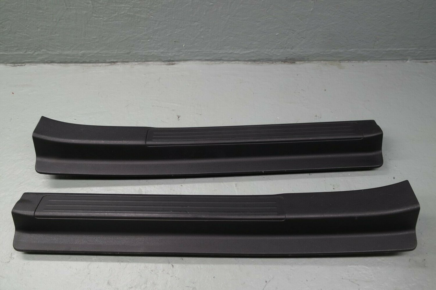 0615 MAZDA MX5 MIATA OEM DOOR JAMB SILL SCUFF STEP PLATES