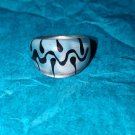 Gorgeous vintage celluloid frosted white and black ring size 6