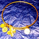 Beautiful vintage four leaf clover Alex and Ani gold bracelet