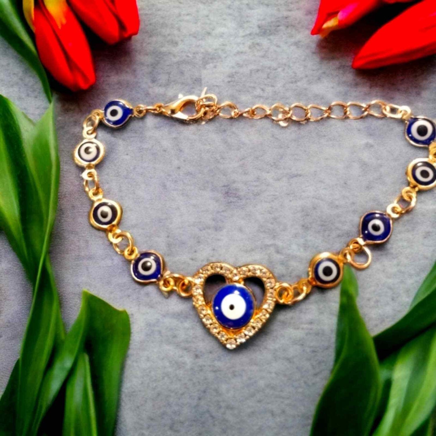 Exquisite gold-plated evil eye bracelet