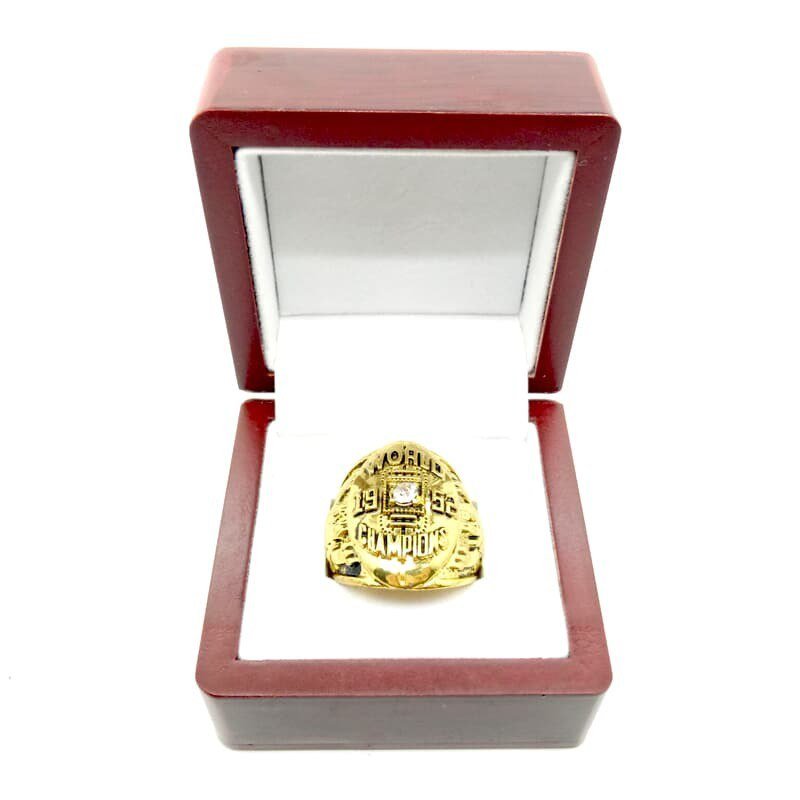 Lot Detail - 1952 DETROIT LIONS 14K GOLD NFL WORLD CHAMPIONSHIP RING