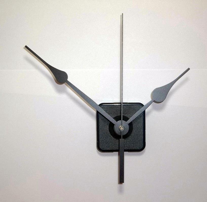 Continuous Motion Quartz Clock Movement w/51/2" Spaded Hands 32