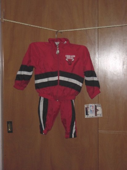 chicago bulls jogging suit