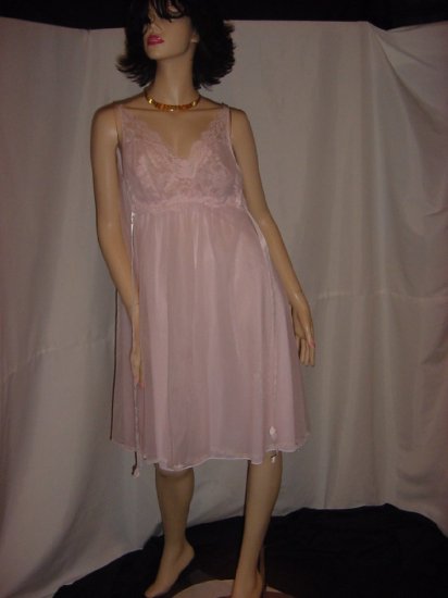 Vanity Fair Vintage Nightgown short chiffon lace underlay No 75