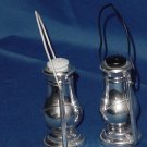 Salt and Pepper Shaker Small lantern shaped containers. Salt and Pepper Shaker Small lantern shaped containers.