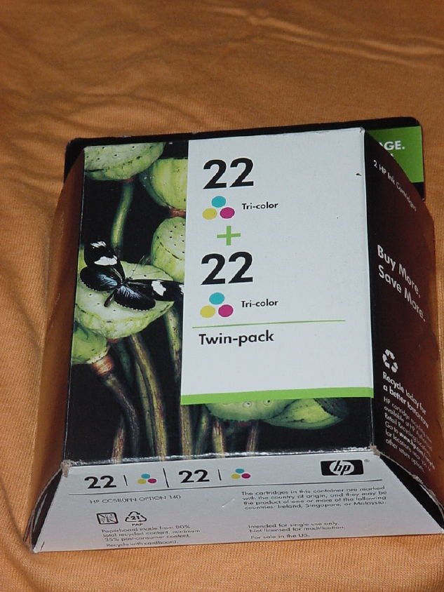 HP 22 Tri-color Ink Cartridges Twin Pack Expiration date October 2011