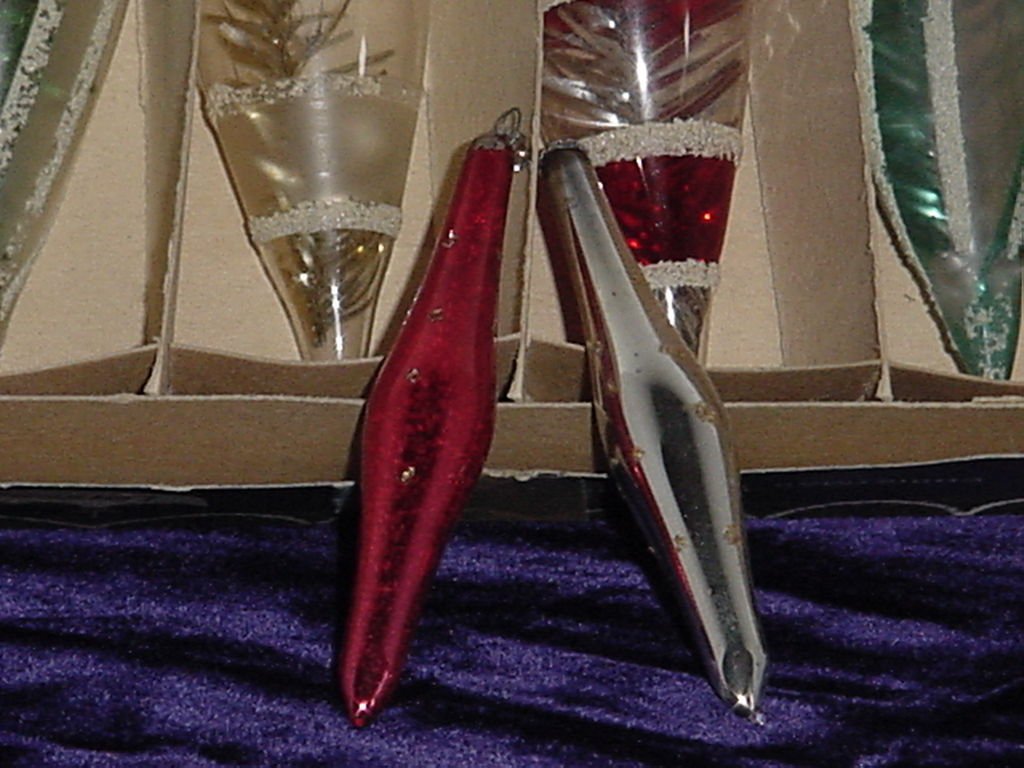 Vintage Lanissa Christmas Ornaments Teardrop Icicle. No. 203