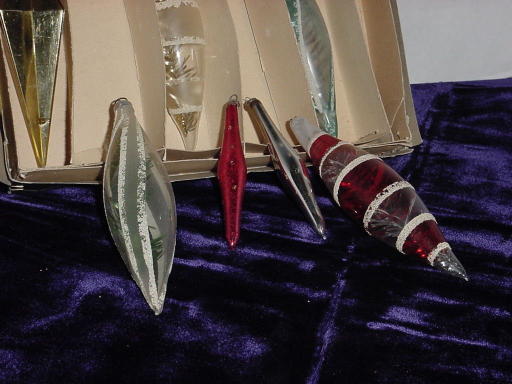 Vintage Lanissa Christmas Ornaments Teardrop Icicle. No. 203