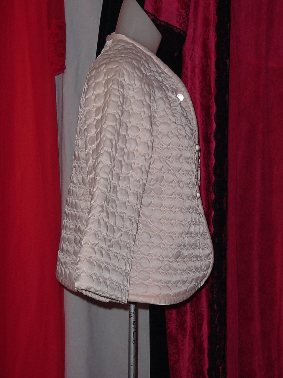 Vintage quilted pink bed jacket No. 240