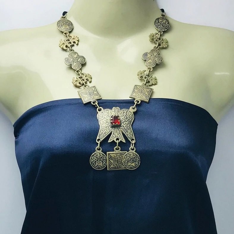 Nomadic Vintage Massive Pendant Necklace
