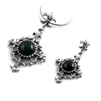 24913-Thailand Silver lotus pendant with agate inlay