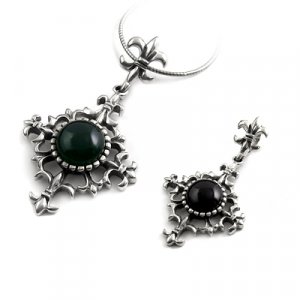 24913-Thailand Silver lotus pendant with agate inlay