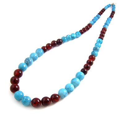 24607-resin with alloy necklace