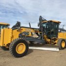 John Deere 772G Motor Grader 1JZ772G_ _ _C003003—C003004 Parts Manual PC15183 John Deere 772G Motor Grader 1JZ772G_ _ _C003003—C003004 Parts Manual PC15183