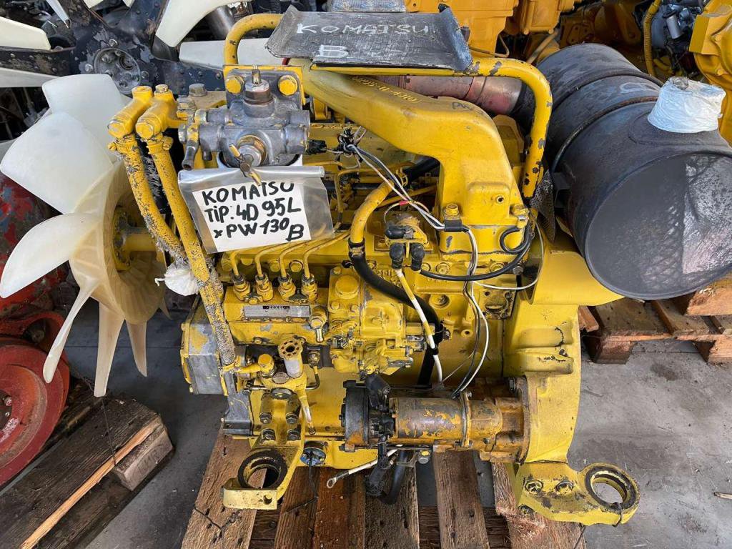 PDF KOMATSU 4D95L-1K (US) ENGINE PARTS CATALOG MANUAL SN 15548-UP