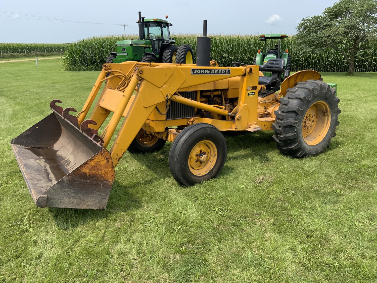John Deere JD300 Series Tractors Parts Catalog Manual Download Pdf-PC972