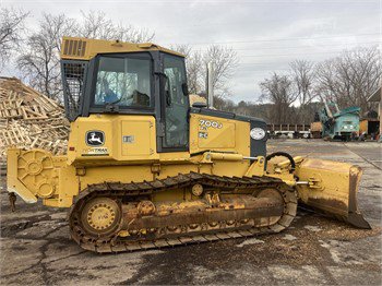 John Deere 700J (Tier 3) Crawler Dozer Parts Catalog Manual Download Pdf-PC10040