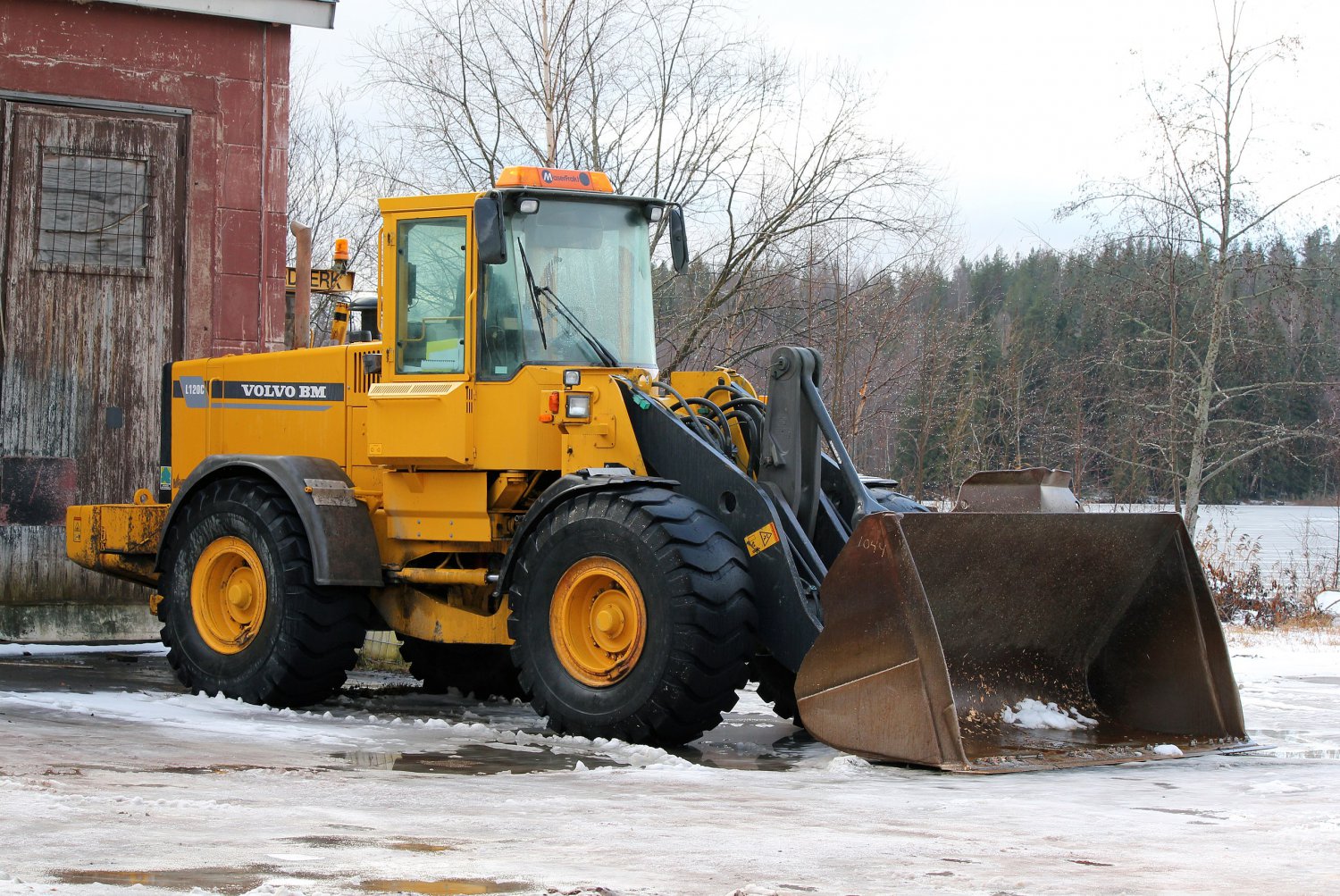 Volvo L120C BM Wheel Loader Service and Repair Manual Pdf
