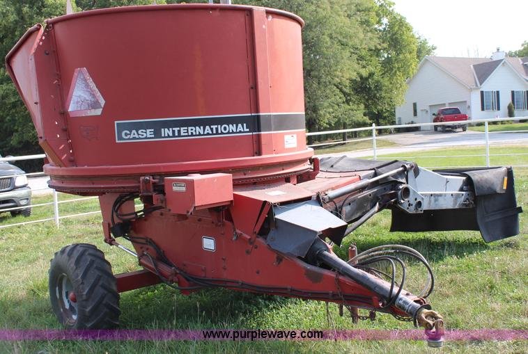 Case IH 8610 Bale Processor Parts Catalog Manual PDF