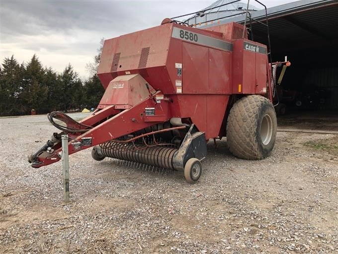 Case IH 8580 Large Rectangular Baler Parts Catalog Manual PDF