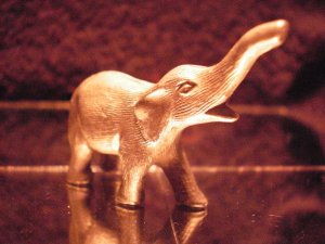 Elephant w/trunk up