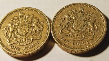 1983 British One Pound Elizabeth II Upside down Rare Mistake Coin