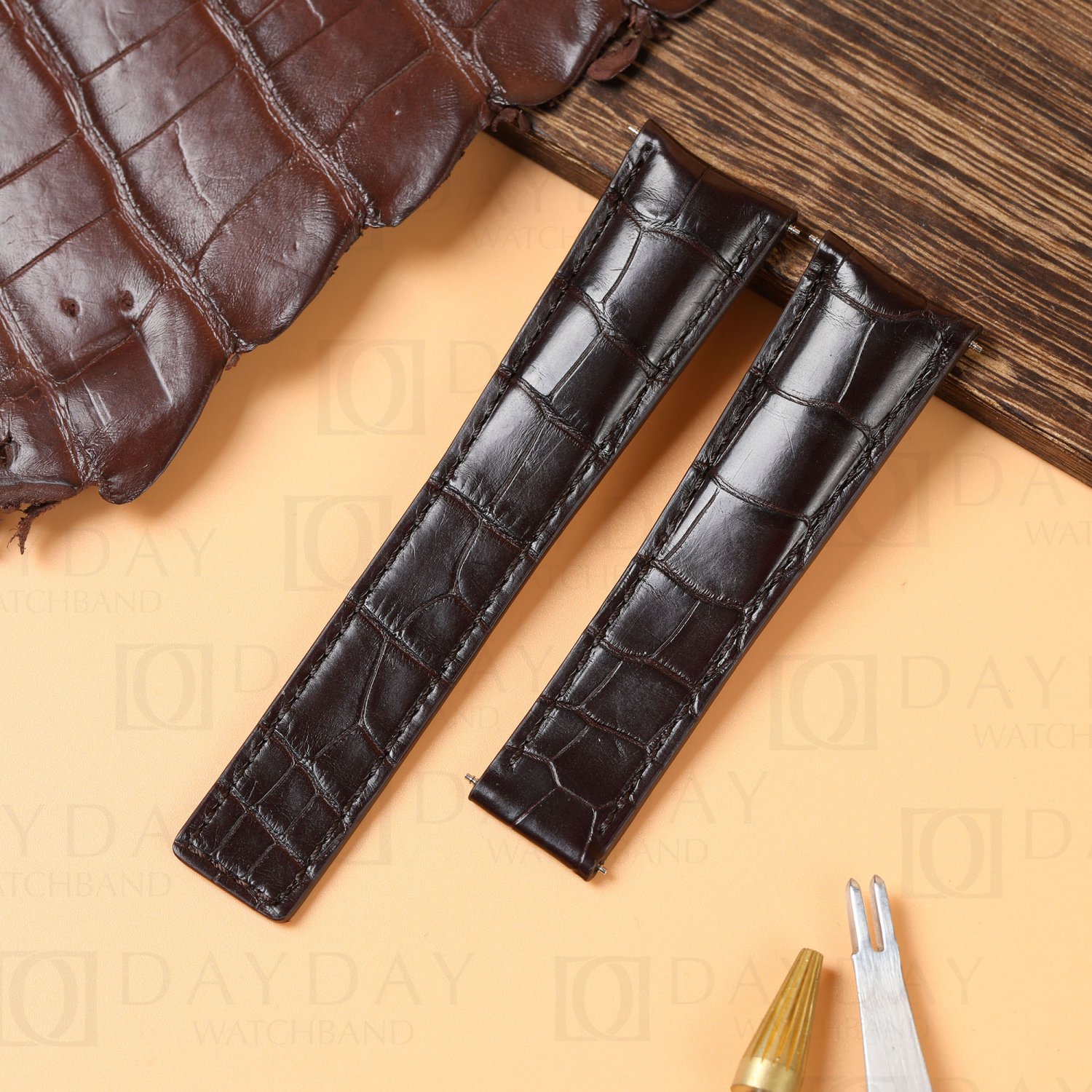 Custom High-End alligator leather strap for TAG Heuer (Multi-colors) | Daydaywatchband