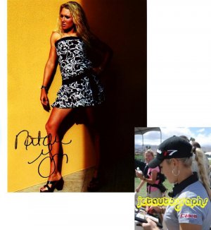 LPGA NATALIE GULBIS SIGNED SEXY 8X10 PHOTO PIC PROOF SIGNING