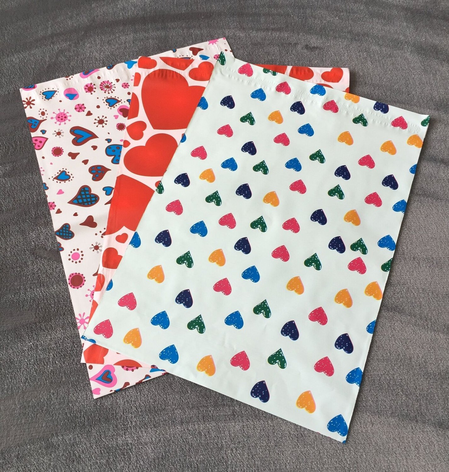 30 10X13 ASSORTED HEARTS Poly Mailers Envelopes Shipping Bags 10 Each Pack & Shi