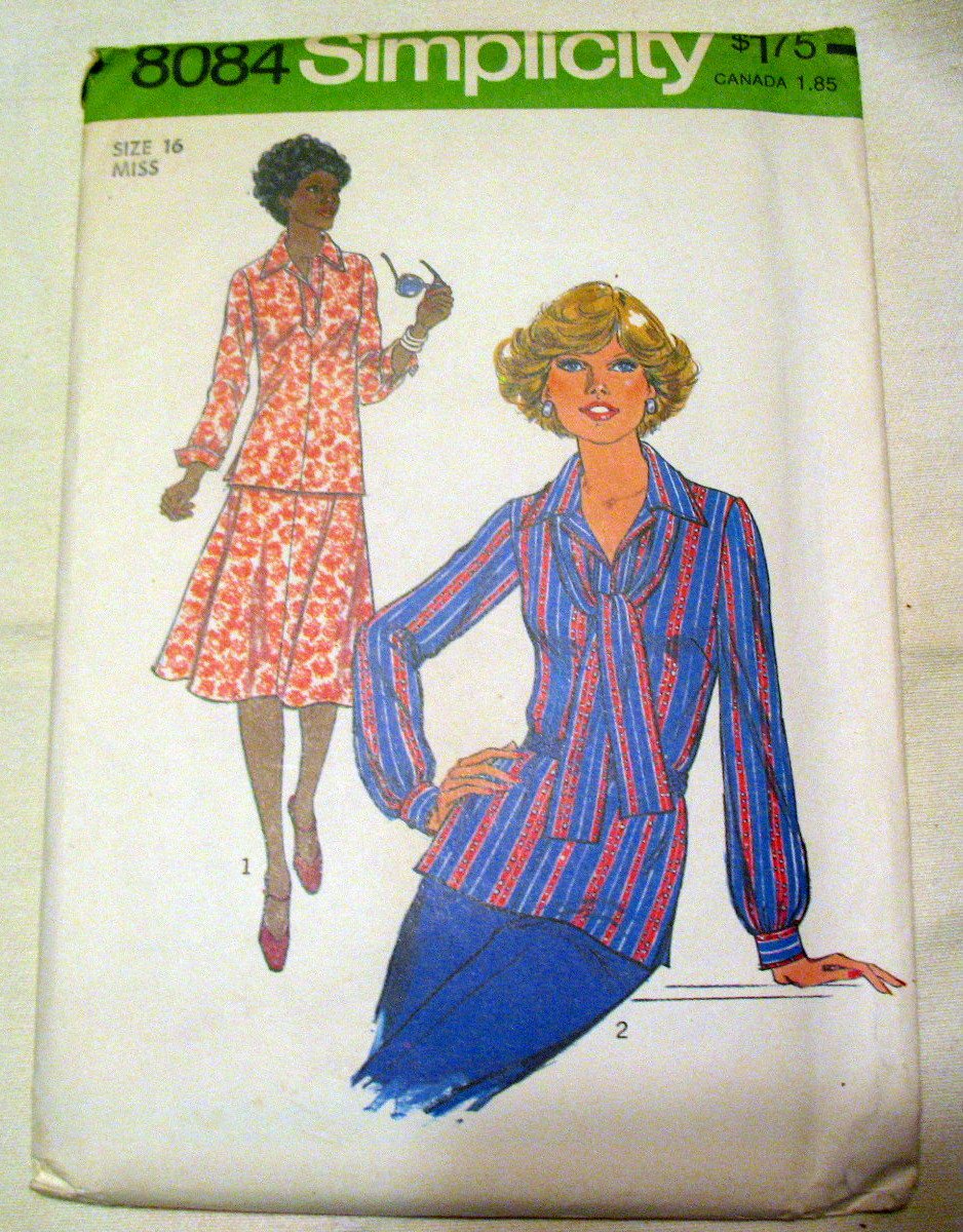 Misses Size 16 Simplicity 8084 Skirt Pullover Top and Scarf 1977 Unused