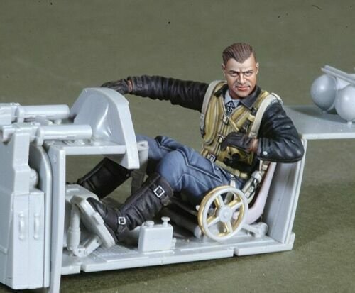 1/35 Resin Figure Model Kit German Pilots WWII WW2 Unassambled Unpainted