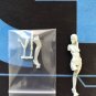 1/35 Resin Figure Model Kit Sexy Girl Female in Stockings Unassambled Unpainted