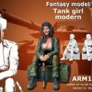 1:35 Resin Figure Model Kit Sexy Girl Tank Modern WWII Unpainted Unassembled