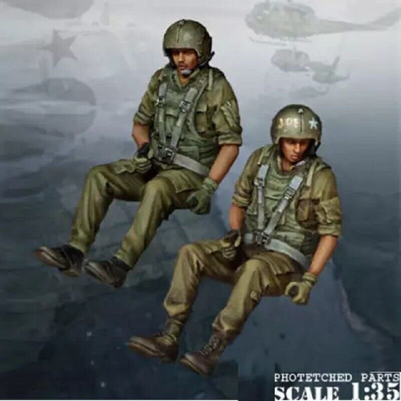 1/35 Resin Figure Model Kit Vietnam War US Soldiers Pilots Unpainted Unassambled