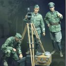 1/35 Resin Figure Model Kit GERMAN (3 FIGURES WITH device) WWII WW2 Unpainted