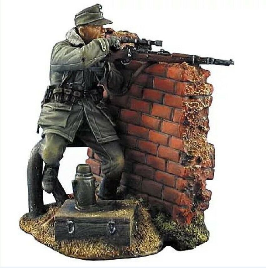 1/35 Resin Figure Model Kit German Soldier Sniper Shooter WWII WW2 Unpainted