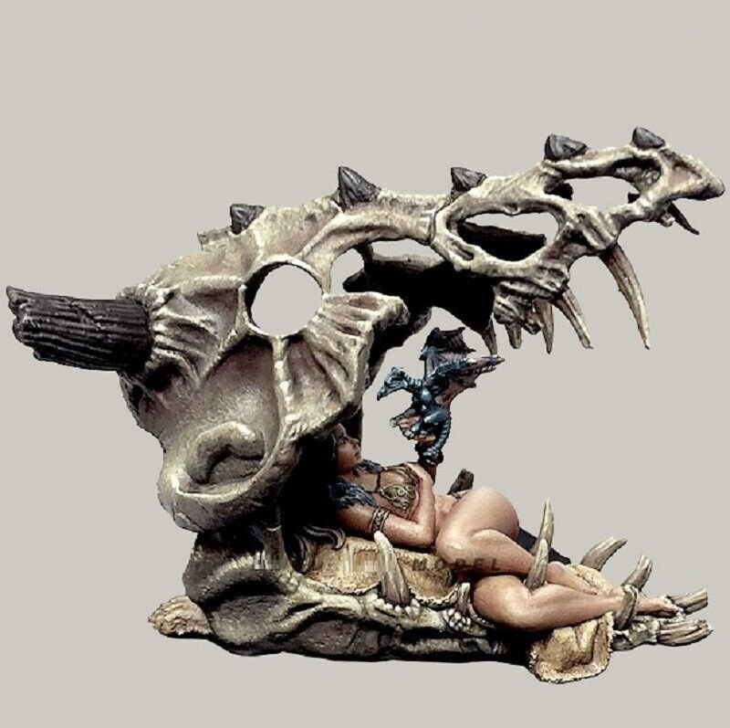 1/24 75mm Resin Figure Model Kit Sexy Girl Barbarian Miniature Unpainted Unassam