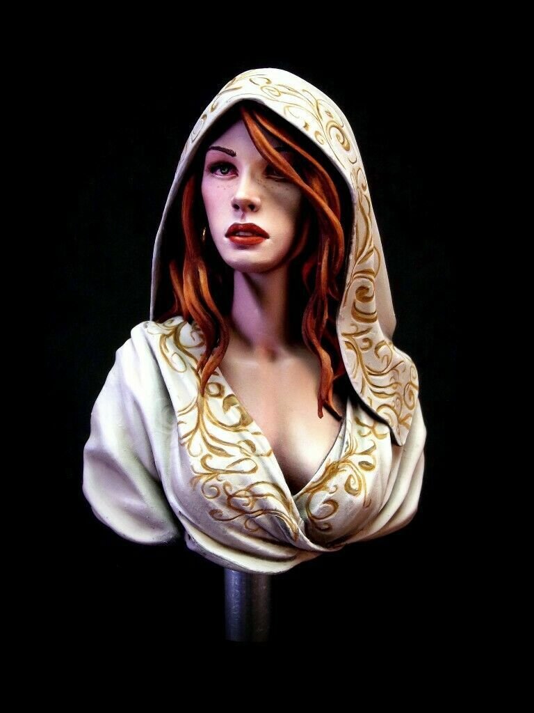 1/10 Resin Figure Model Kit Bust Sexy Girl Lovely SARA Unassambled Unpainted