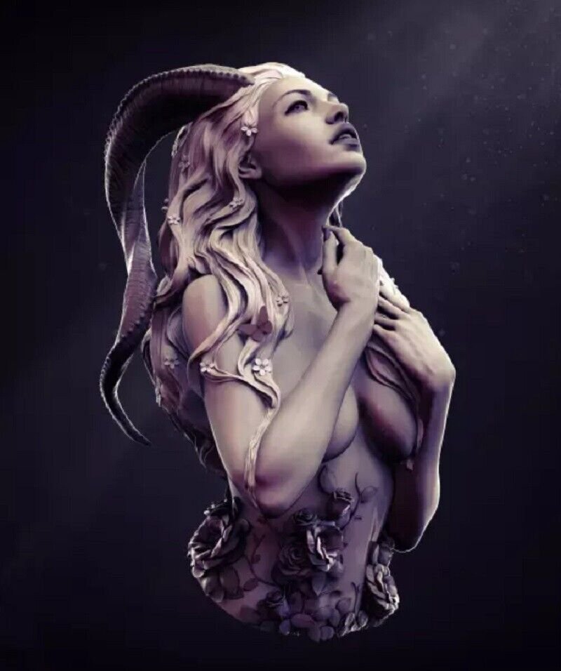 1/10 BUST Resin Figure Model Kit Sexy Girl Satyr Priestess Fantasy Unpainted