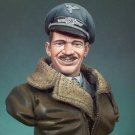 1/10 BUST Resin Model Kit German Soldier Pilot Luftwaffe WWII Unpainted X0267