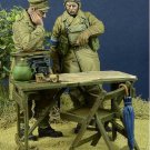1/35 Resin Figure Model Kit British Officers WWII with Furniture Unpainte