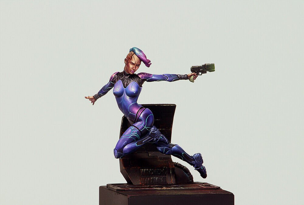 1/24 Resin Figure Model Kit Sexy Girl Female CyberPunk Unassambled Unpainted