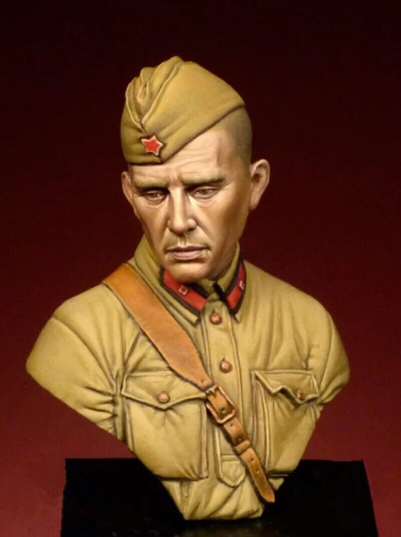 1/16 BUST Resin Figure Model Kit Soviet Soldier Infantry WWII Unpainted Unassamb