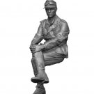 1/35 Resin Figure Model Kit German Soldier Driver WWII Unpainted Unassembled